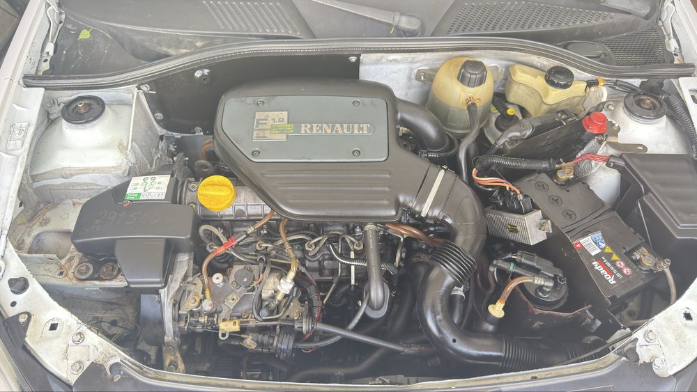 Renault Clio 1.9D 08/2000