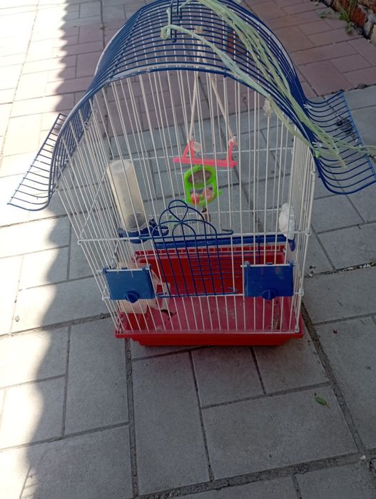 Продам клітку для папуги