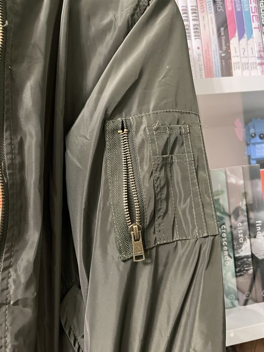 Kurtka damska bomberka