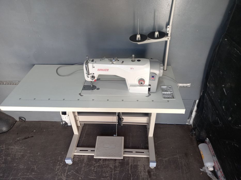 Продаеться швейна машина Bruse RF4
Машина розрахованна на
