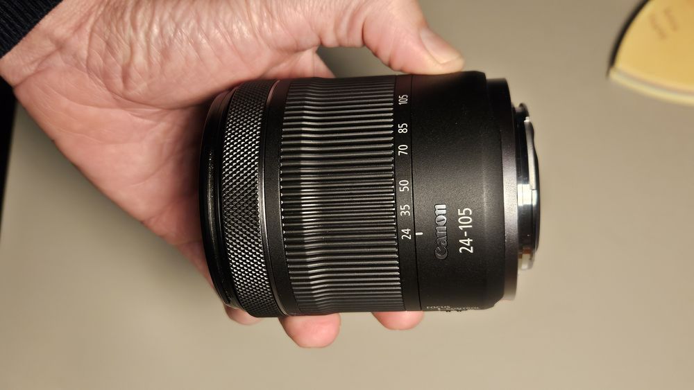 Lente canon RF 24-105mm f4-7.1