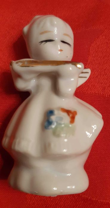 Figuras miniatura em porcelana