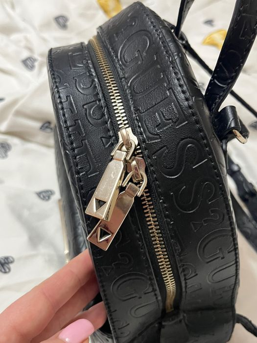 GUESS czarny plecak damski ORYGINAŁ monogram