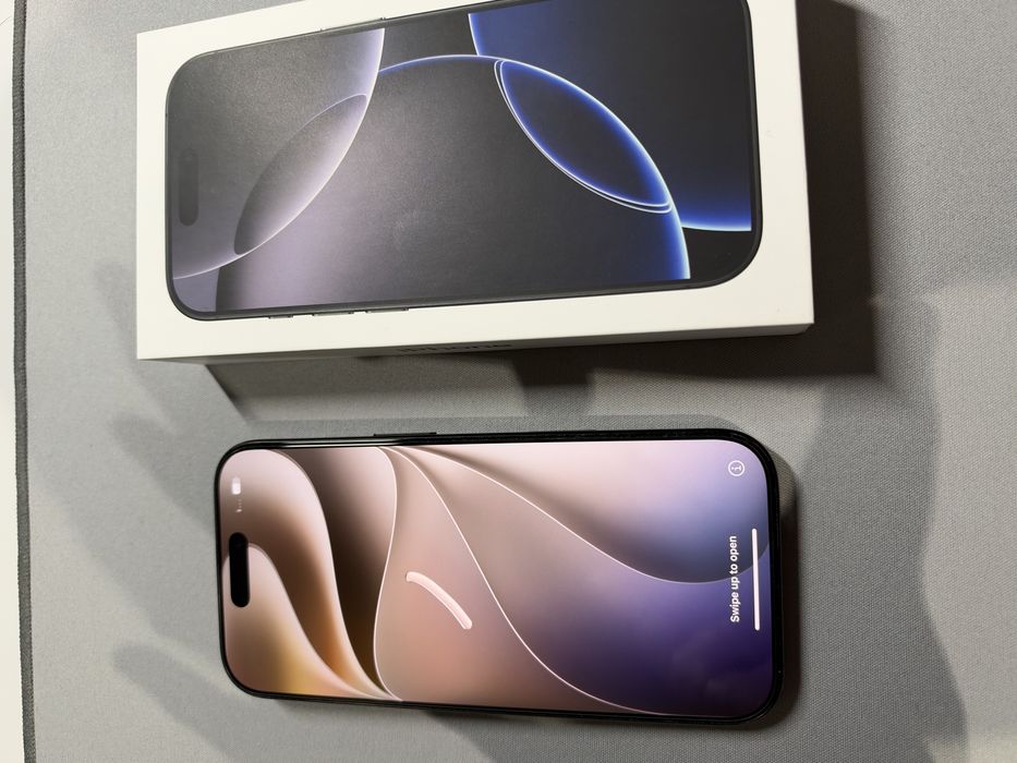 iPhone 16 Pro 256 GB Black Titan