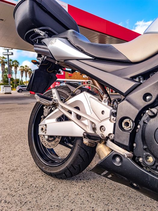 Suzuki GSR 600 '09