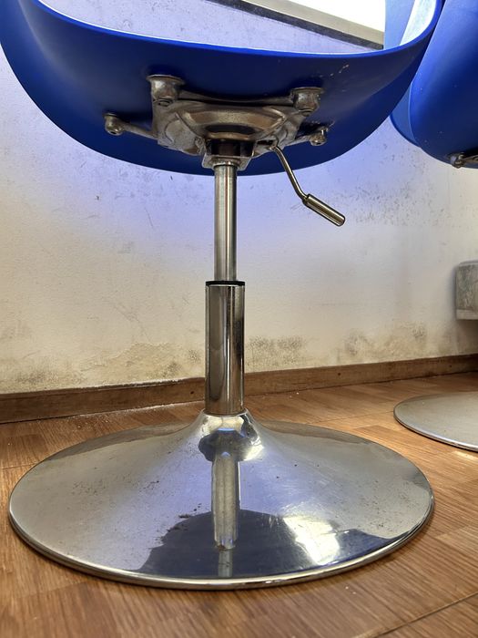 Sofás e cadeiras giratórias