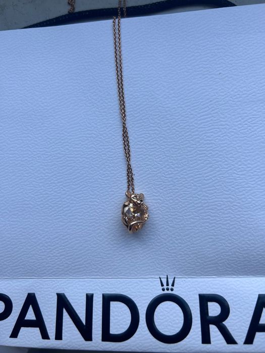 Naszyjnik Unikat Pandora rose Gold lwica