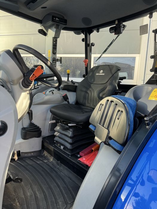 New Holland T4.85