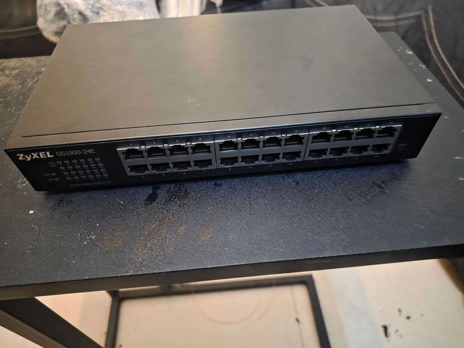 Switch Zyxel GS1900-24E 24 Ports Gigabit Gerido