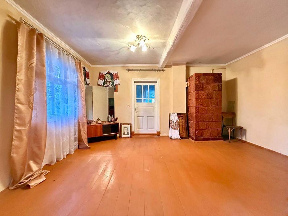 Продаж житлового будинку біля м. Стрий