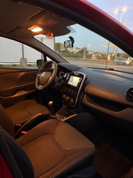 Renault Clio Sport Tourer 1.5 dCi 90cv