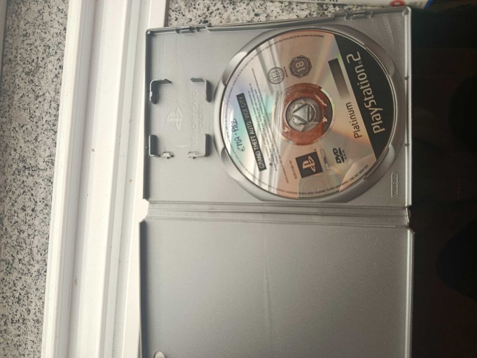 Conjunto 5 jogos comando e cartão de memória ps2
