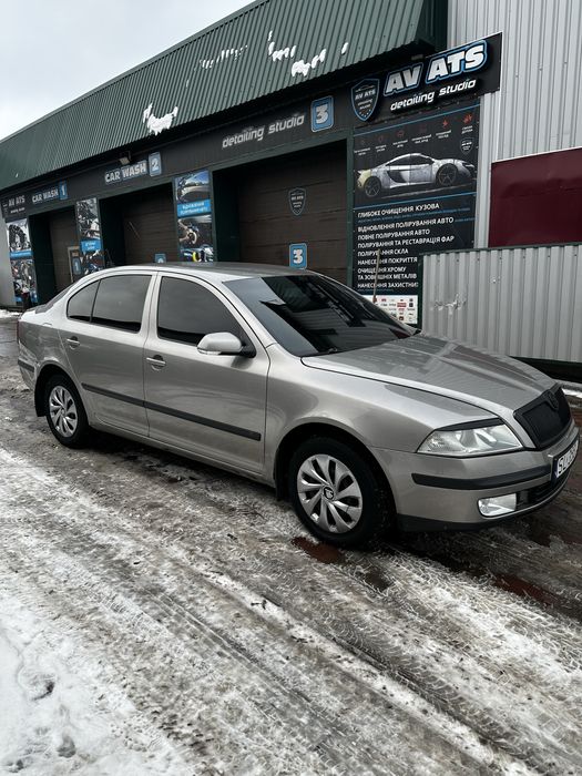 Продам Шкоду 1,9