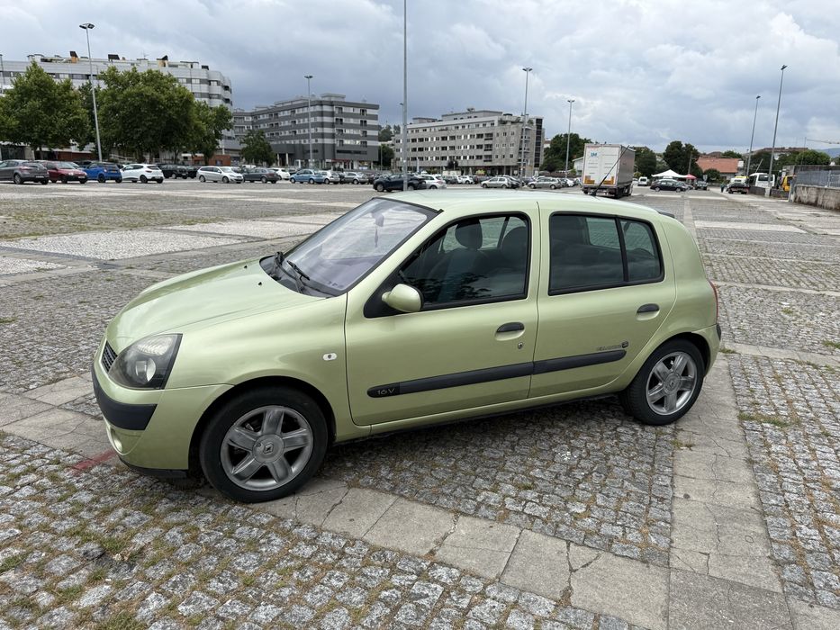 Renault Clio 2  - 1.2 gasolina Impecável