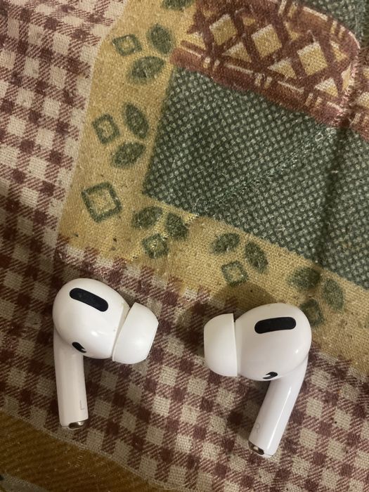 Air pods 2 (2022)