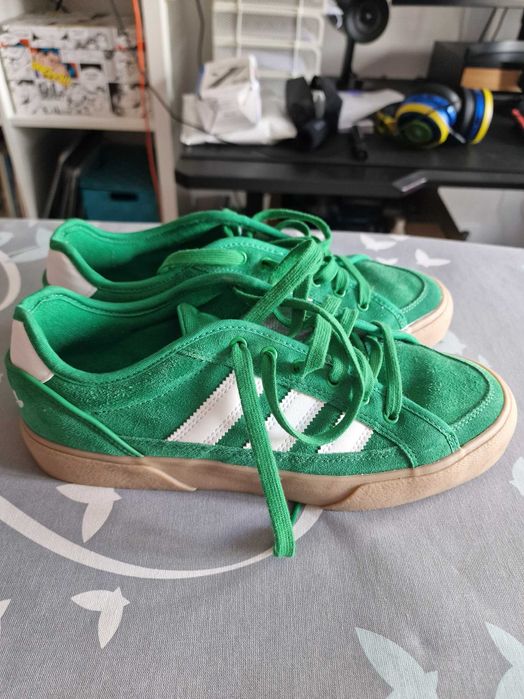 Adidas court tns premiere, skate, fashion. T:42,5