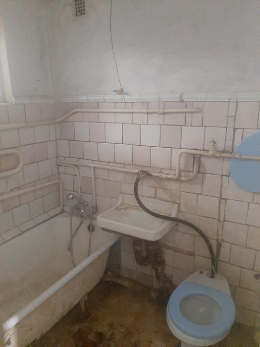 Продам 2комн центр красная линия  МостСити