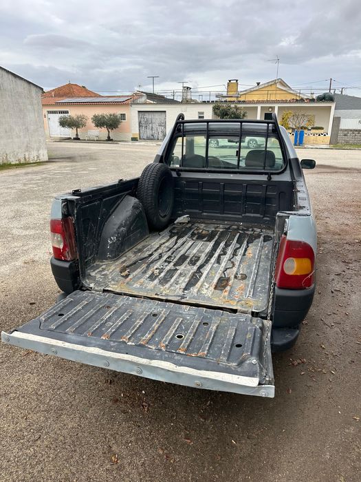 Alugo carrinhas com e sem motorista