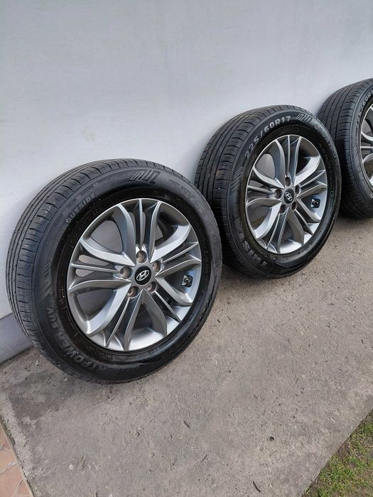 komplet kół aluminiowych  HYUNDAI KIA 225/60/R17