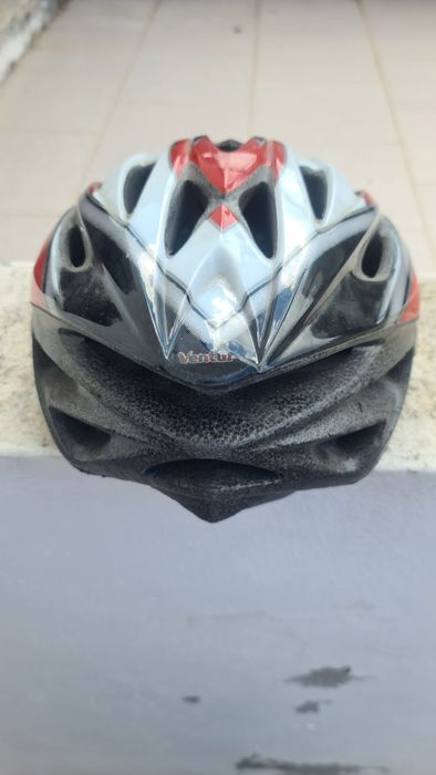 Vendo capacete de desporto