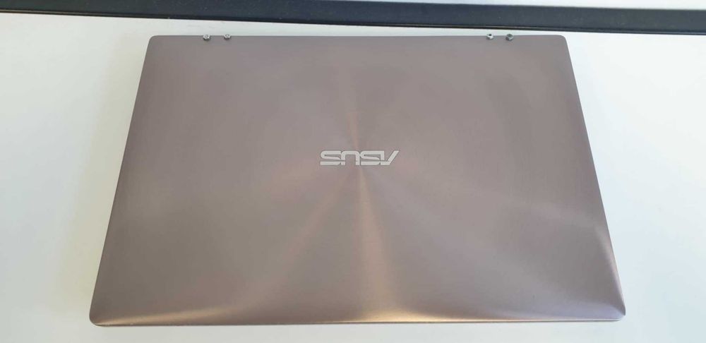 Laptop ASUS UX303L 13,3" i7 8GB SSD256 W11P