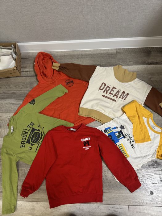 Одяг на хлопчика 104-110