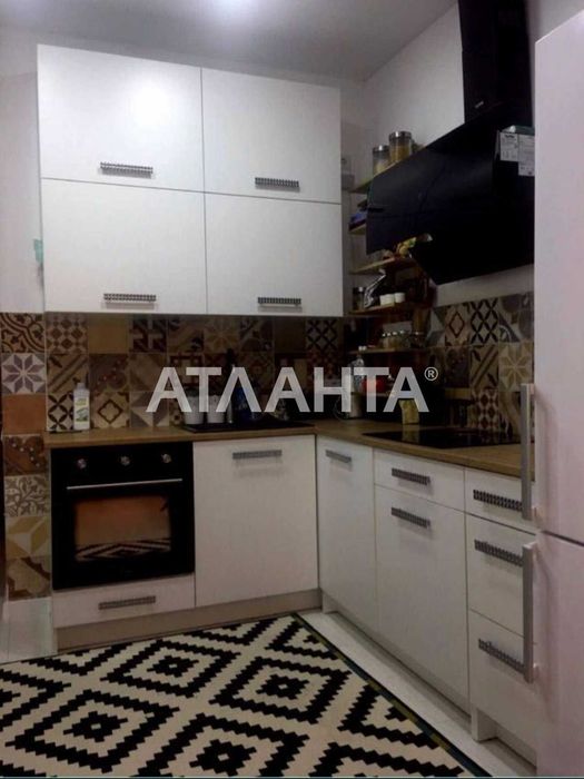 1 комнатная квартира с видом на море в  кирпичном доме