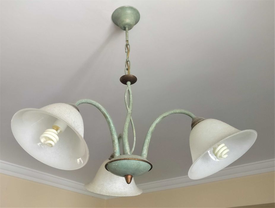 Candeeiro de quarto e cabeceira