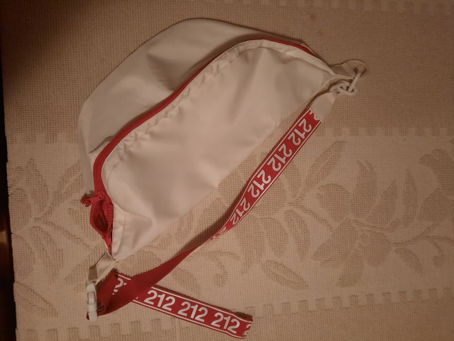 Bolsa a tiracolo ou ombro