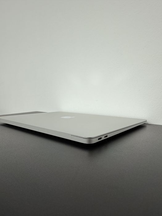 macbook air 2020 i5 - купити ноутбуки - Ціна на OLX.ua