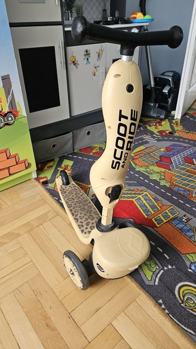 Sprzedam dziecięcą hulajnogę 2 w 1 Scooter and Ride.