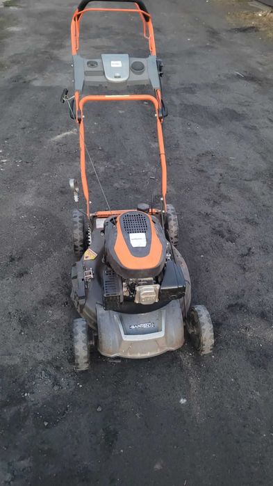 Kosiarka Garden uszkodzona