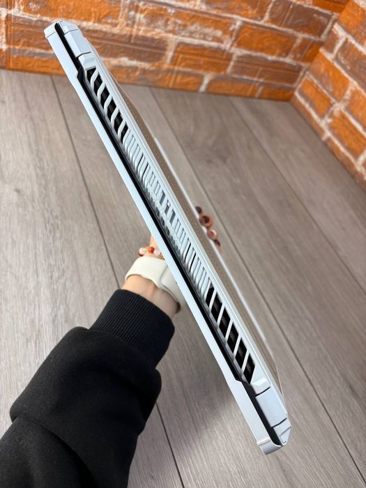 14’’ 2k 120Гц Asus ROG Zephyrus G14/RX 6700S 8gb/Ryz 9 6900HS/1tb/16gb