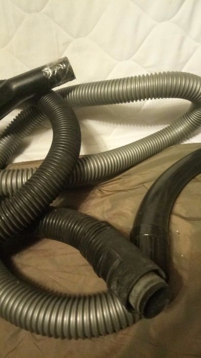 Пылесос Самсунг=450гр.(на запчасти),насадки,колеса