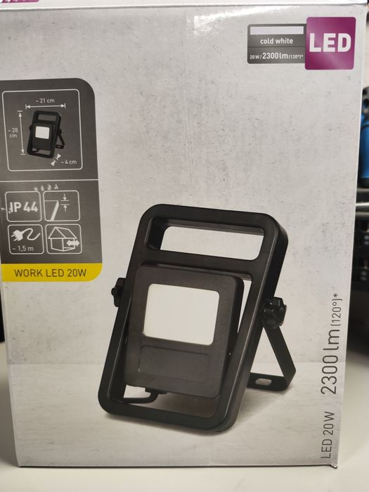 Lampa robocza LED