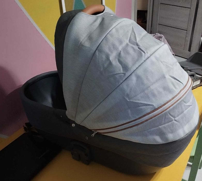 Продам коляску Adamexs Encore 2 в 1