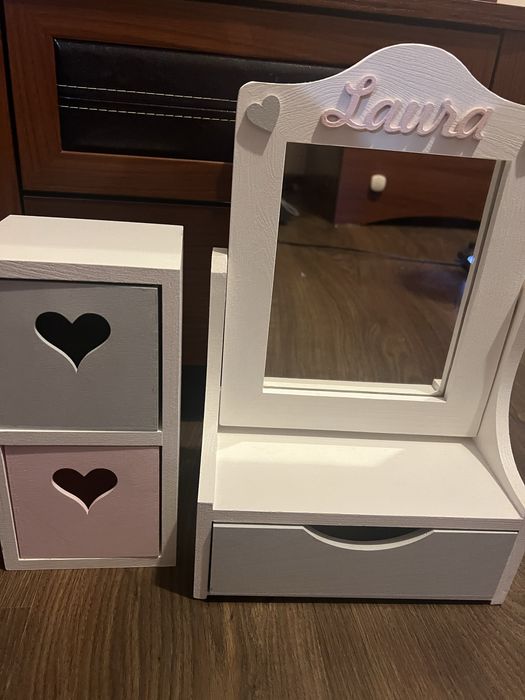 Sprzedam toaletkę dziecięcą