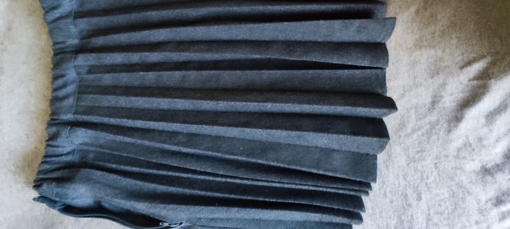 Шкільна форма для дівчинки розм. 122