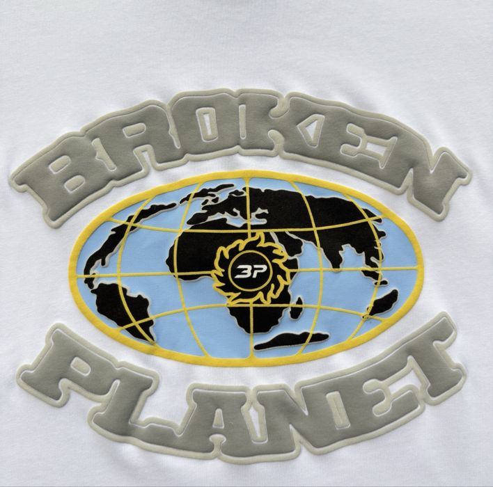 Футболка Broken Planet Tee біла