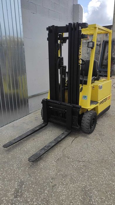 Empilhador eléctrico Hyster A1.502XL - 1.500 Kg (2608)
