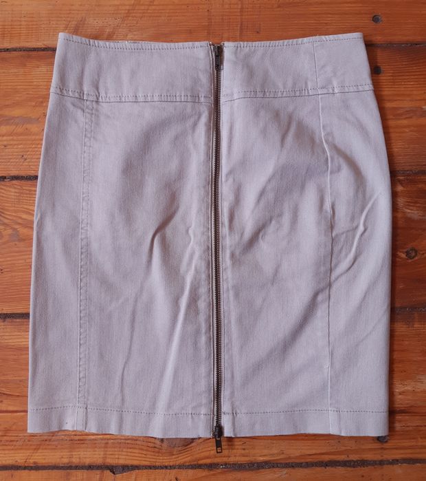 Szara obcisła krótka spódnica z suwakiem tuba mini 36/38 S/M