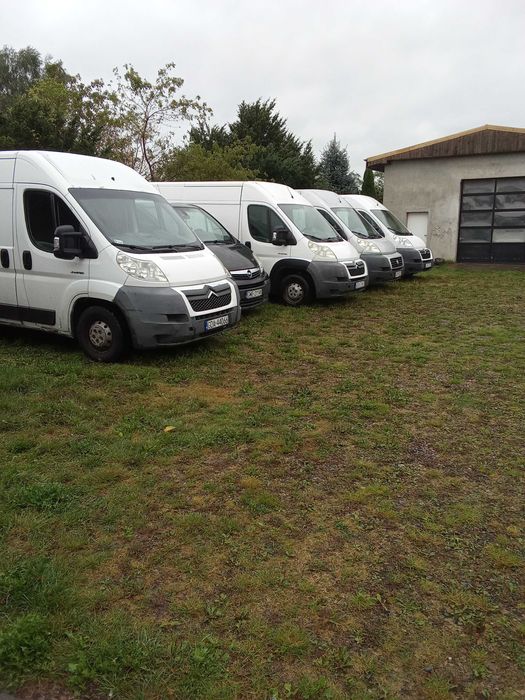 Wypożyczalnia samochodów dostawczych, windy, kontenery plandeki i inne