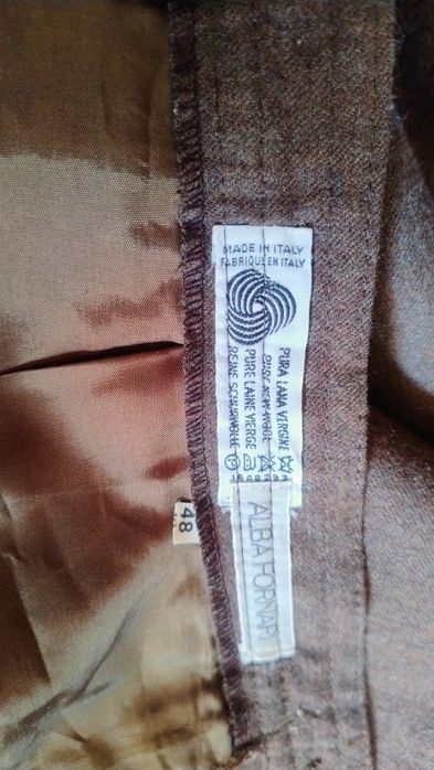 Wełniana spódnica ołówkowa MIDI