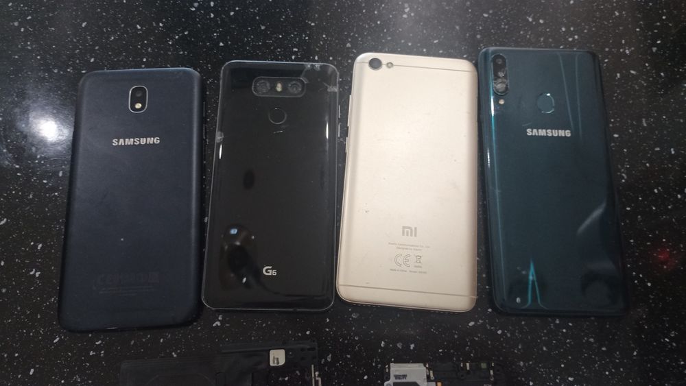 Телефоны на запчасти, может кому надо