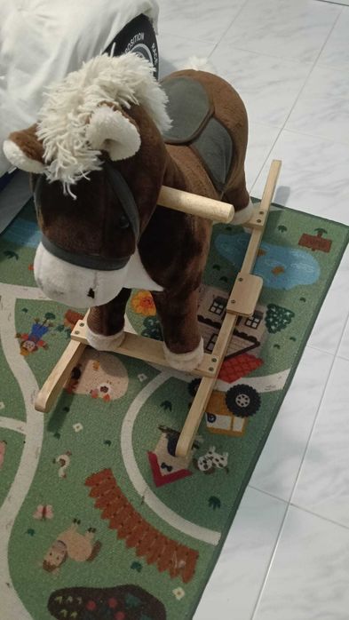 Cavalinho de Baloiço Castanho