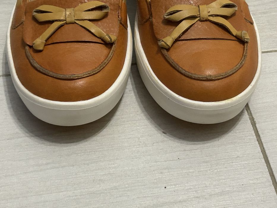 Новые кожаные туфли