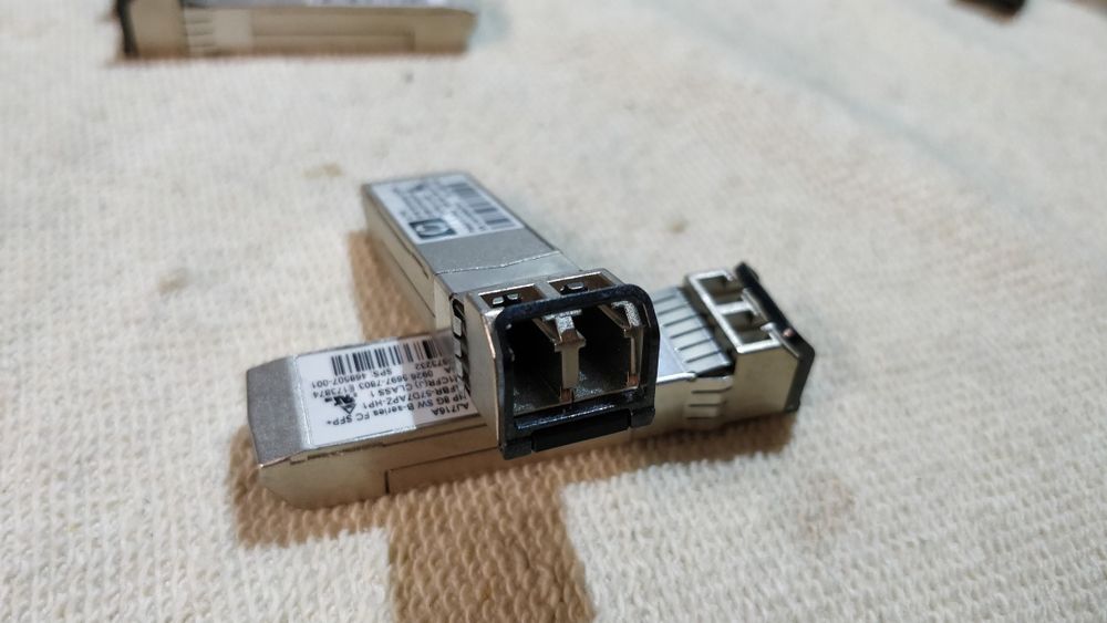 SFP+ Transceiver Óptico HP AJ716A64738429920771122
