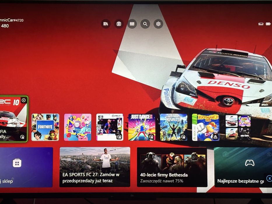 Xbox One  + Kinect + 2 pady + 10 gier | Stan bardzo dobry