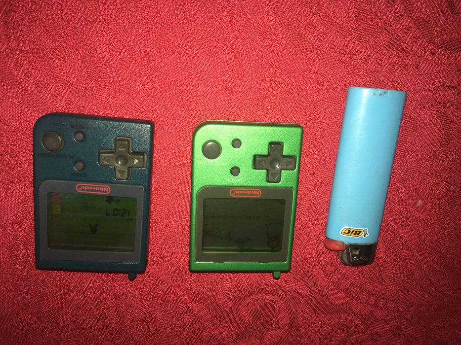 2 Mini Gameboy - 1 Donkey kong Júnior e 1 Soccer