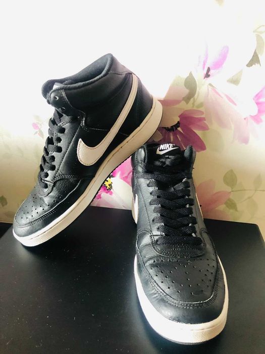 Кросівки жіночі Nike Court Vision Mid р.38